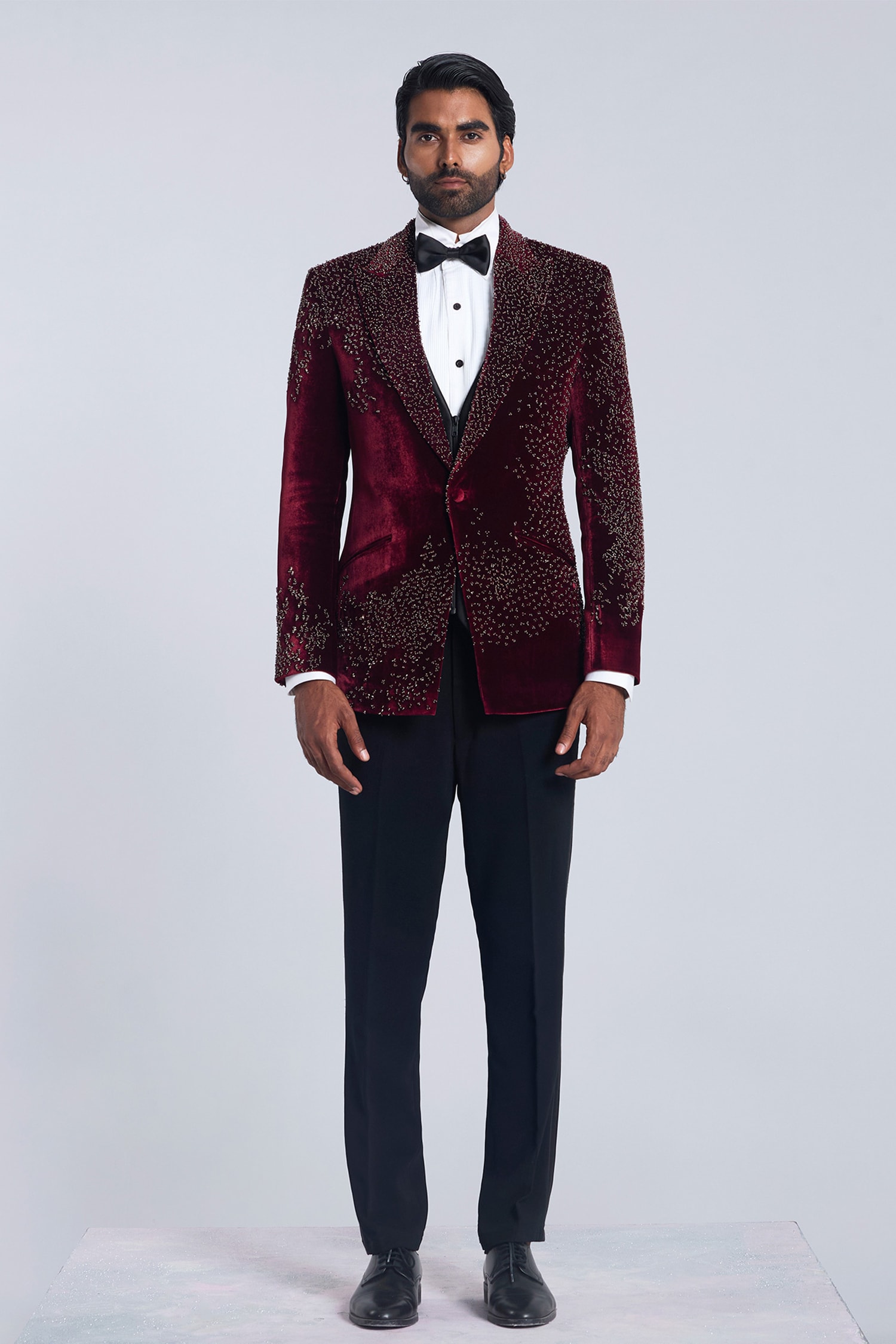 Scattering Beads Embroidered Tuxedo Set 