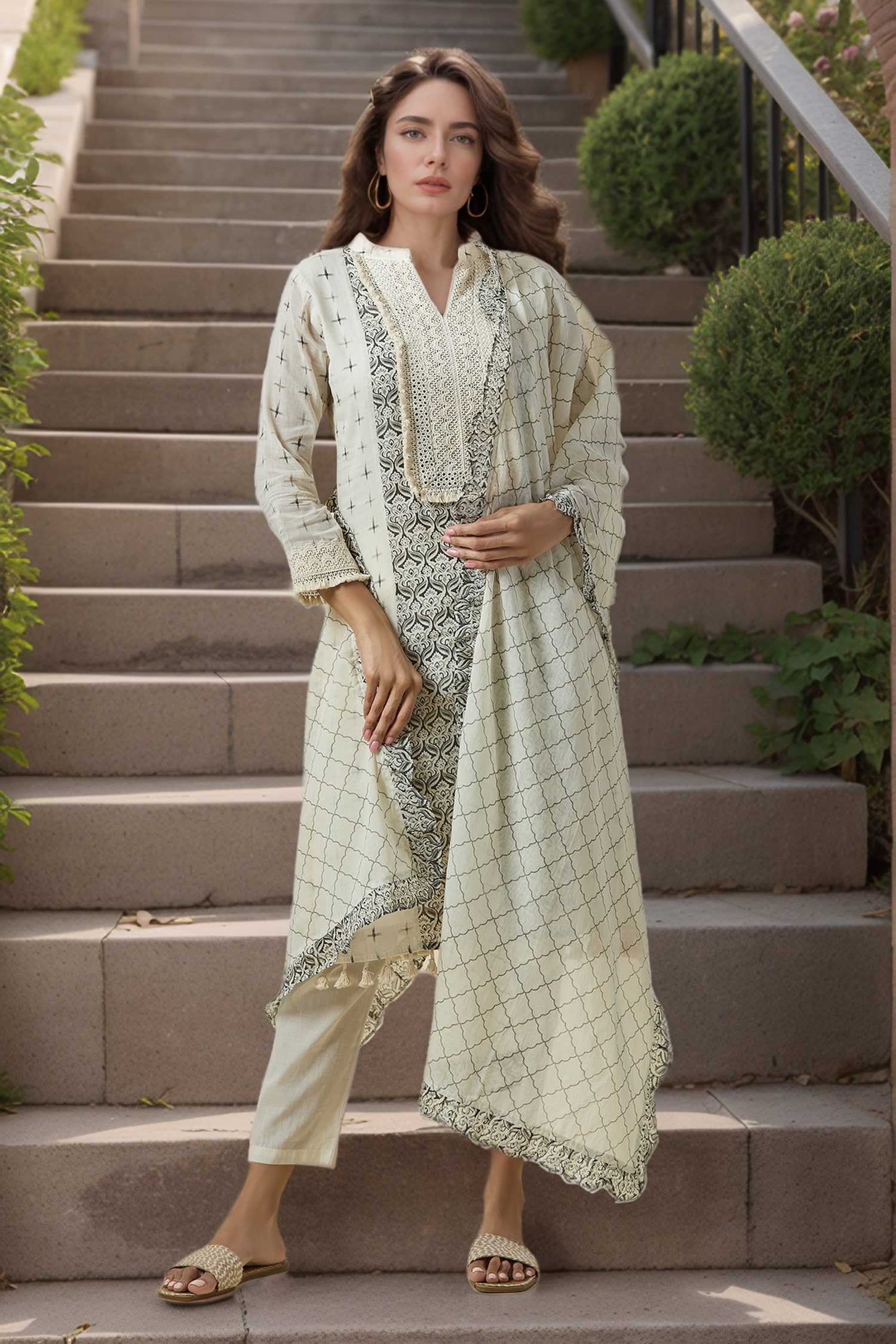 Flower Vine Print Kurta & Afghani Pant Set 