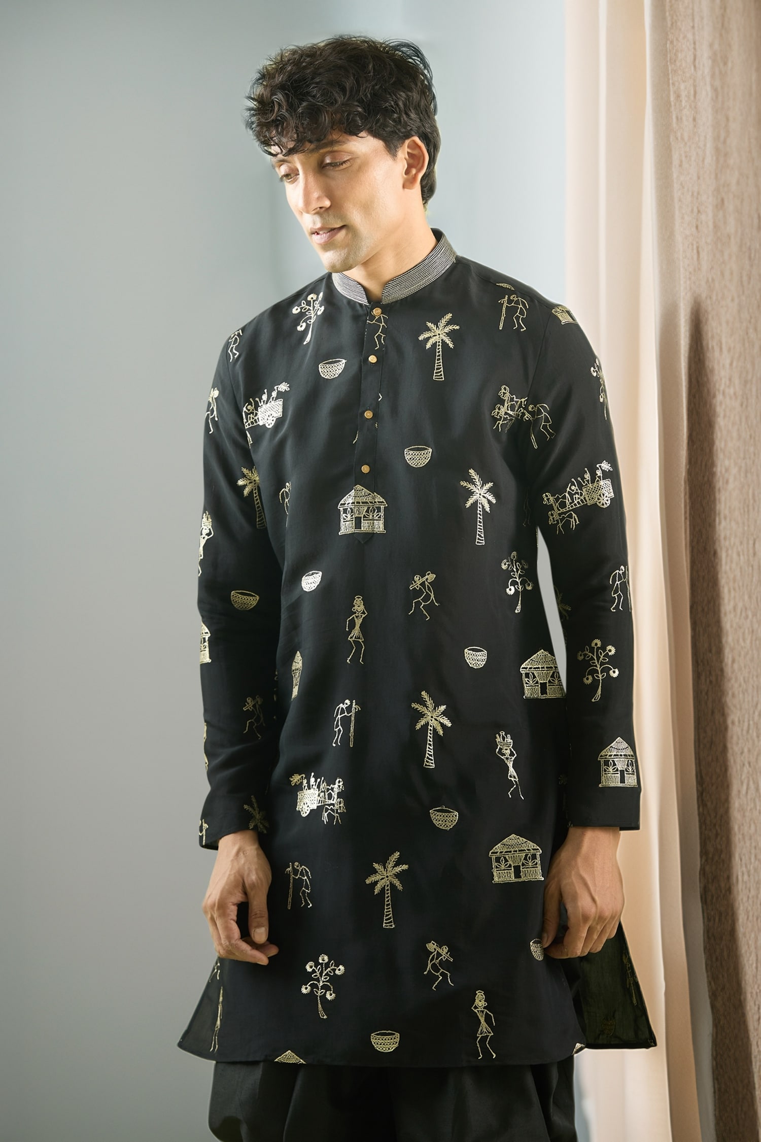 Warli Painting Foil Thread Embroidered Kurta 