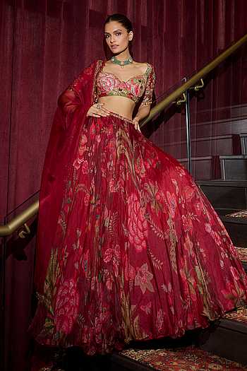 Sindoori Red Embroidered Lehenga Set