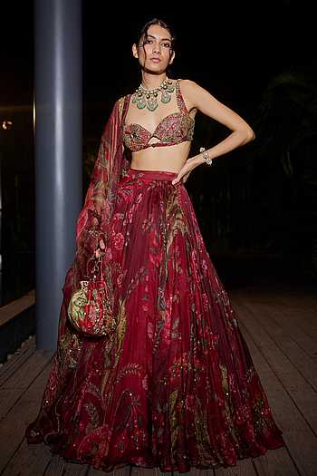 Sindoori Red Embroidered Lehenga Set