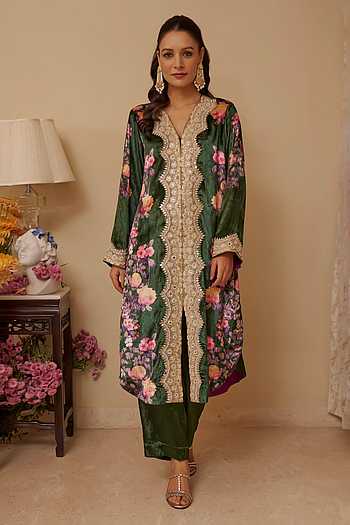 Floral Lace Embellished Kurta Set