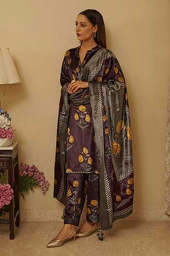 Floral Velvet Kurta Set With Dupatta