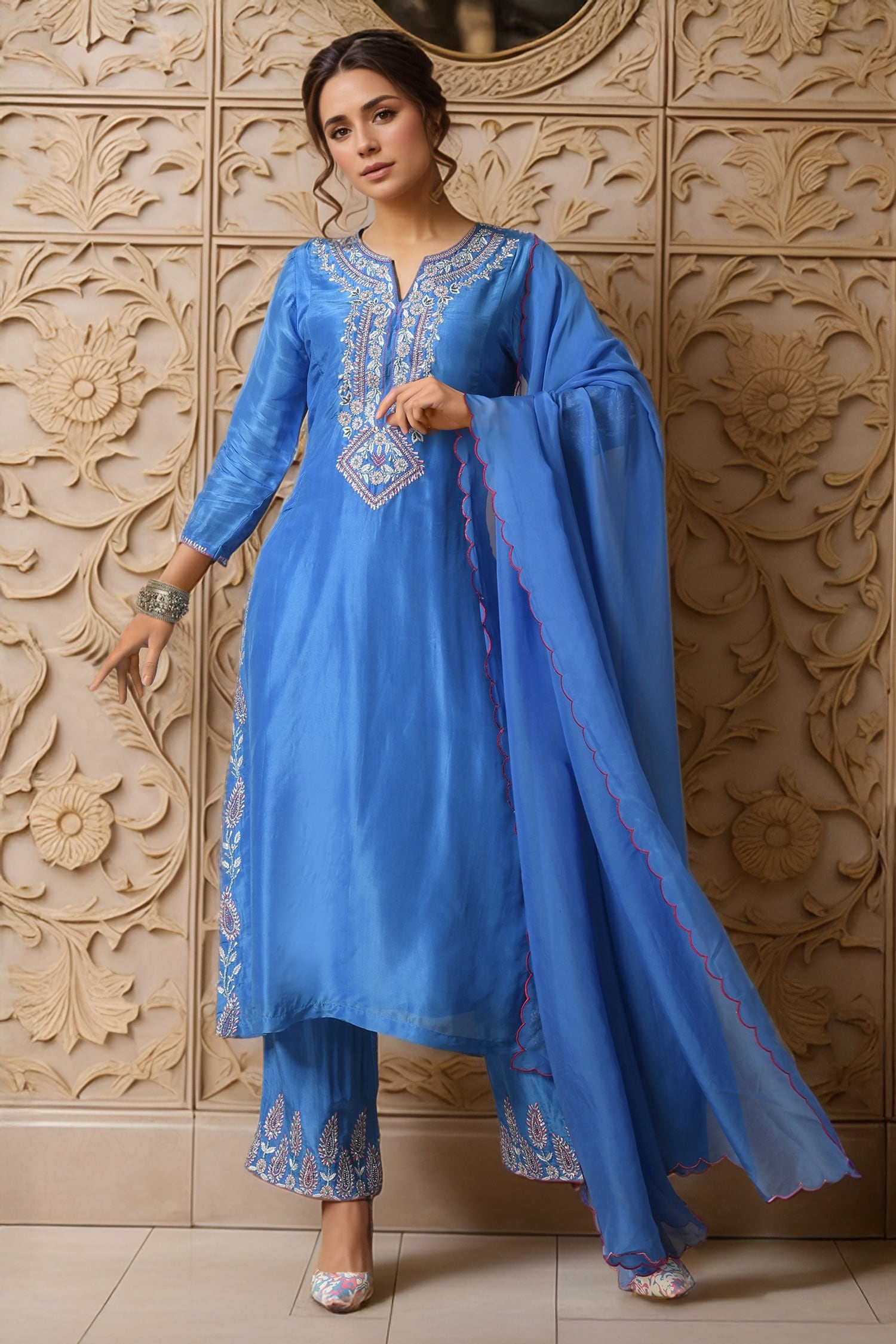 Flower Embroidered Placket Kurta Pant Set 