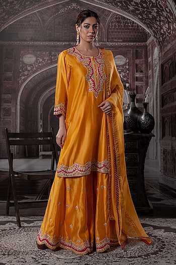 Kashmiri Tila Embroidered Yellow Kurta Set