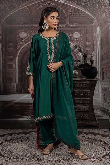 Kashmiri Tila Hand Embroidered Kurta Set