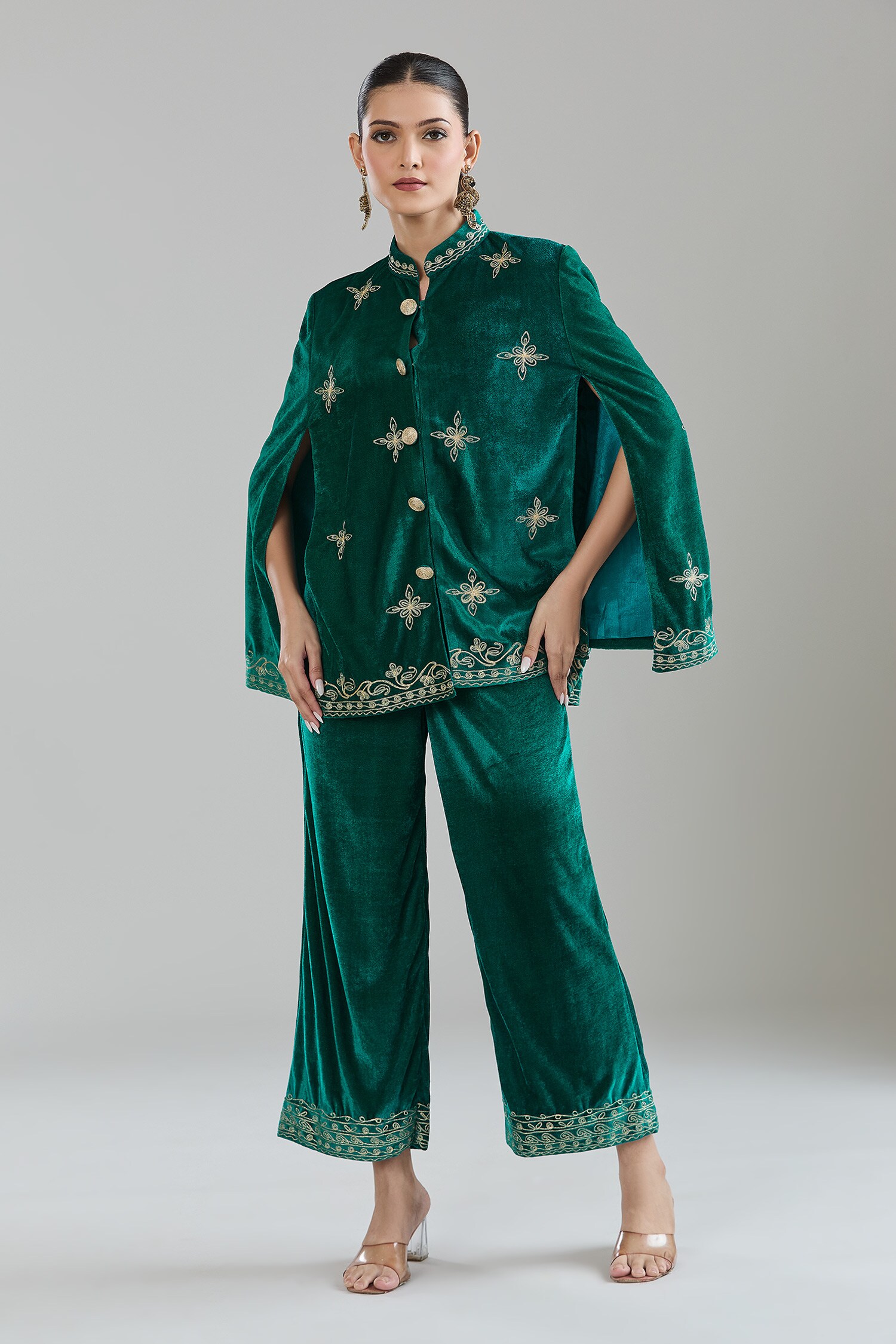 Floral Embroidered Velvet Jacket Cape Set 