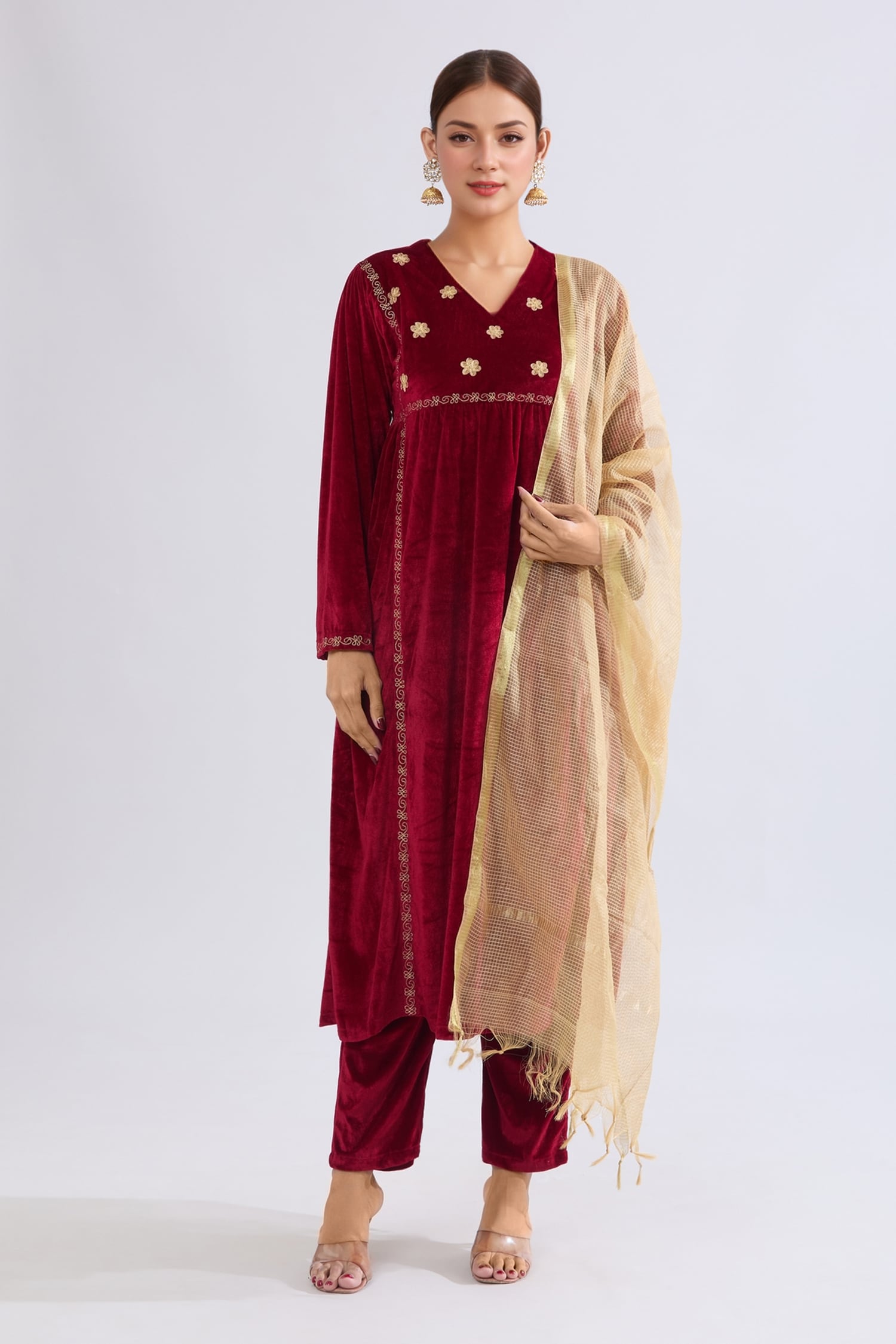 Floral Zari Embroidered Kurta Set 