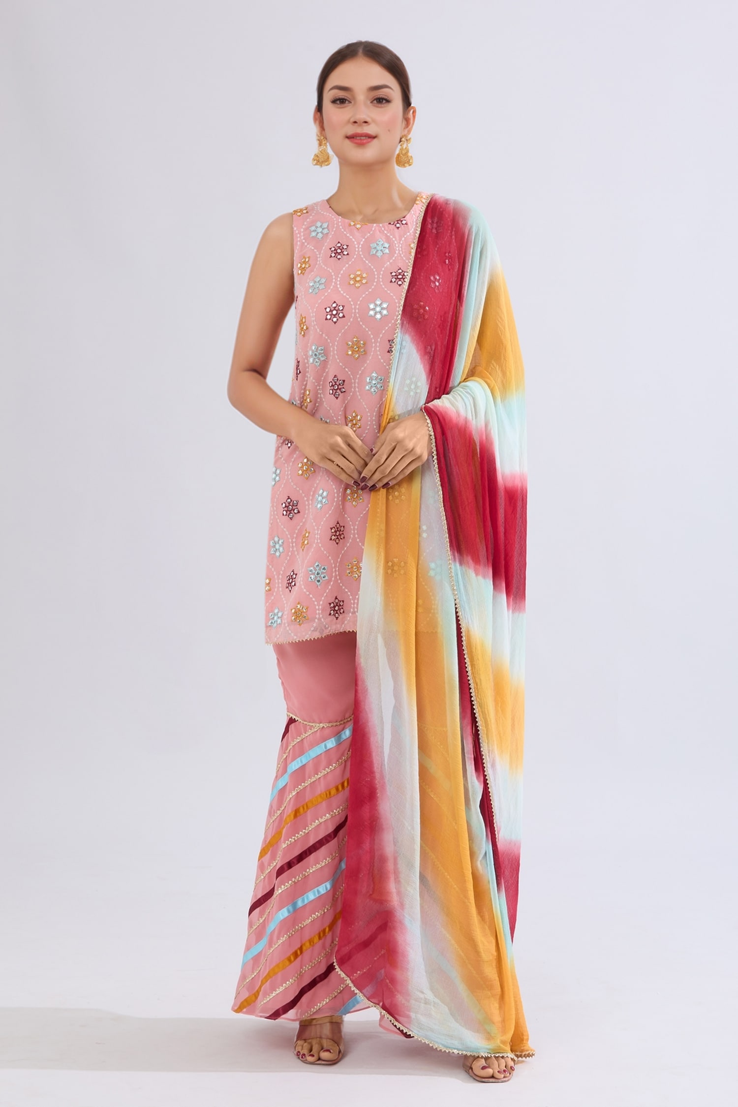 Mughal Floral Embroidered Kurta Set 