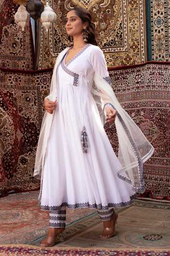 Pomcha Jaipur White Cotton, Net Embroidery V-neck Anarkali Kurta Set