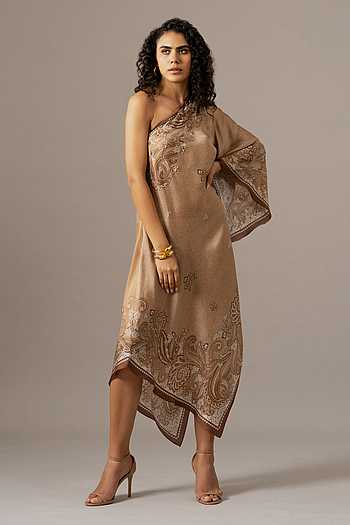 Shop Namrata Joshipura Designer Kurta Sets, Sarees, Gowns  display picture 3