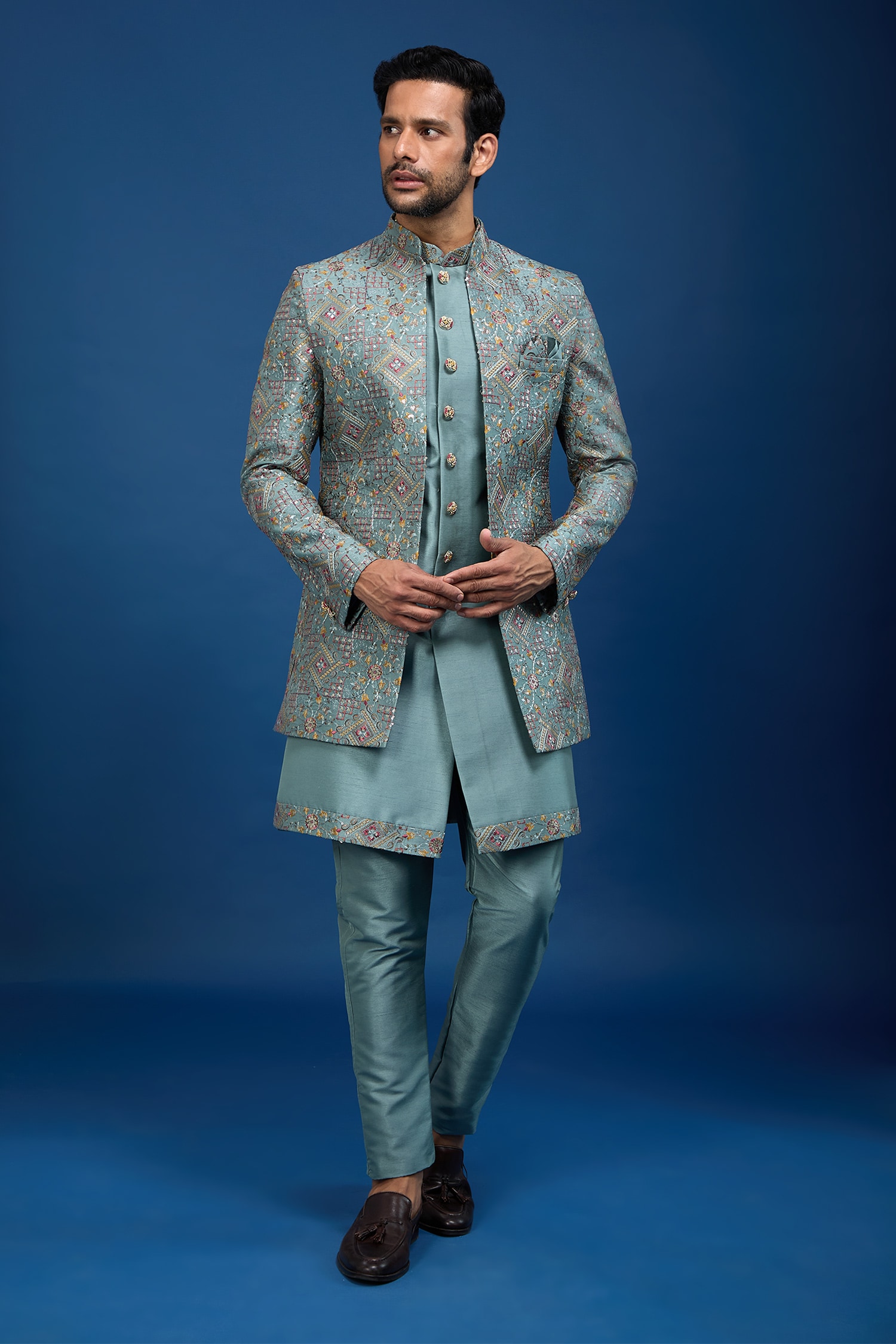 Butti Embroidered Sherwani Set 