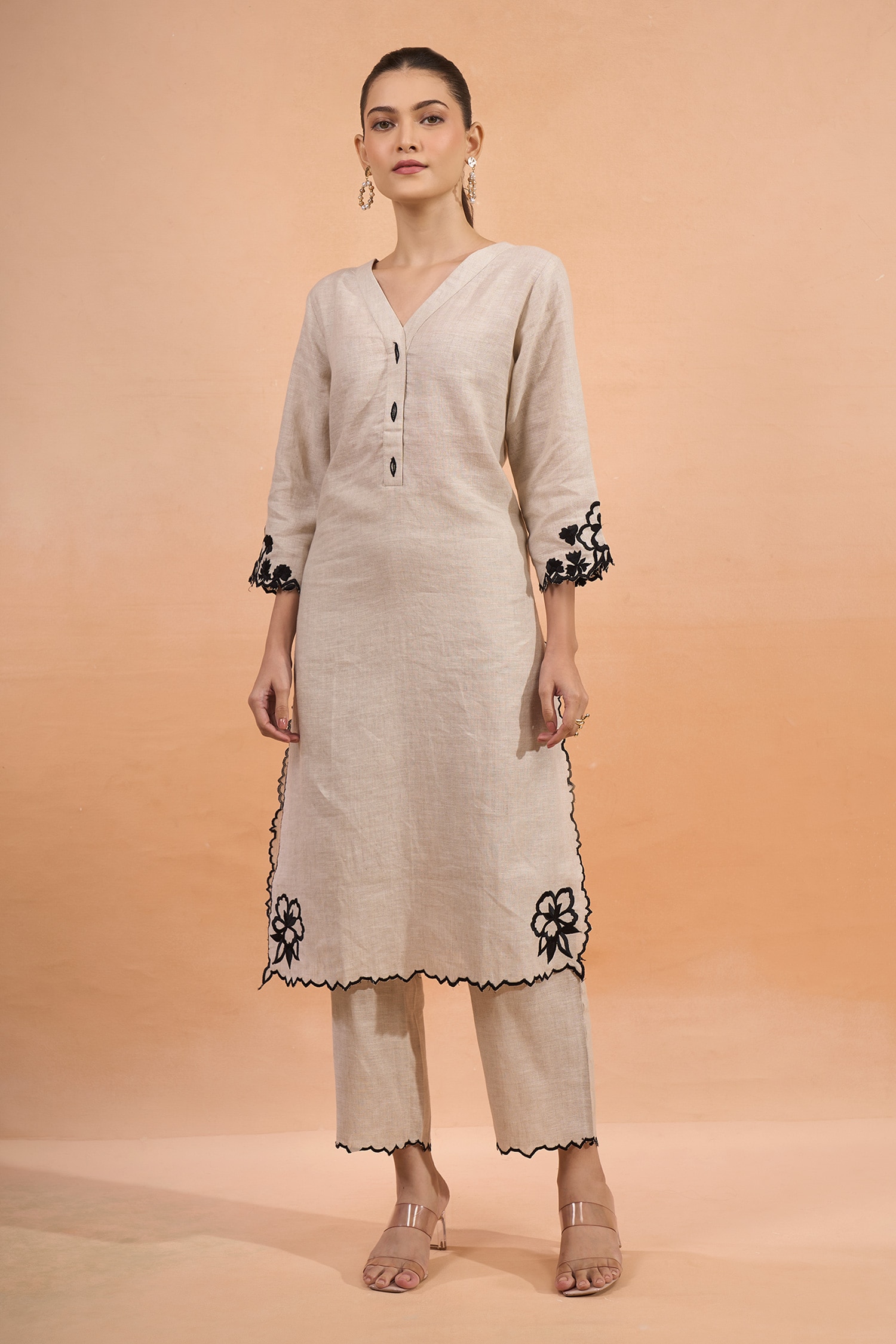 Embroidered Kurta & Pant Set 