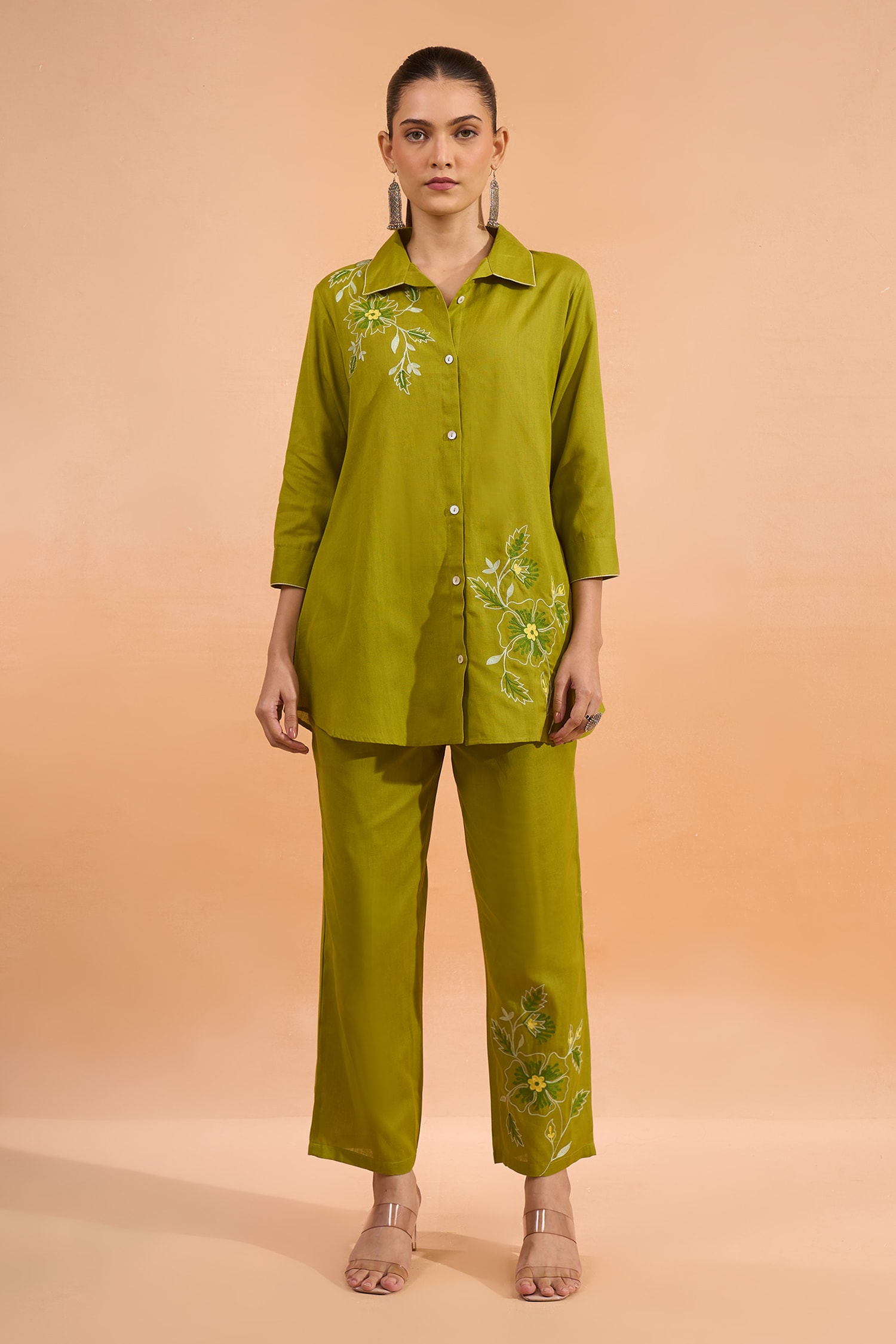 Embroidered Collared Kurta & Pant Set 