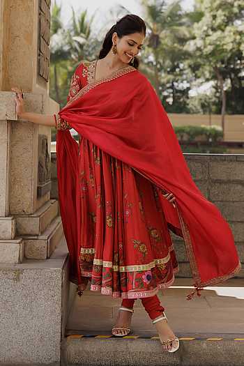 Surkh Laal Anarkali Set