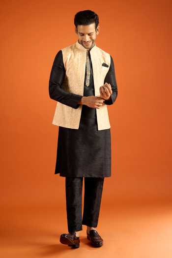 Kurta Set with Bundi 
