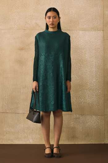 Buy Green Crepe, Satin High Neck Virtue Floral Pattern Dress For Women by Pleats By Aruni Online at Aza Fashions. Buy Green Crepe, Satin High Neck Virtue Floral Pattern Dress For Women by Pleats By Aruni Online at Aza Fashions.