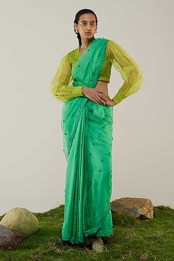 Meadow Embroidered Pre-Draped Saree