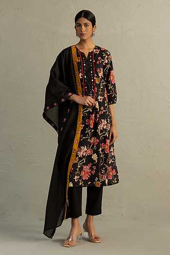 Black Phool Print Kurta Set
