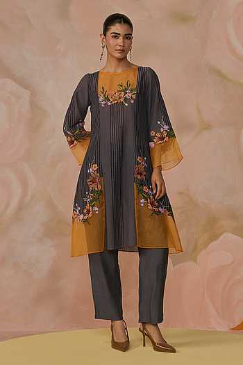 Hand Embroidered Kurta Set