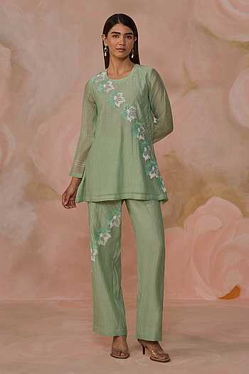 Hand Embroidered Chanderi Kurta & Pant Set