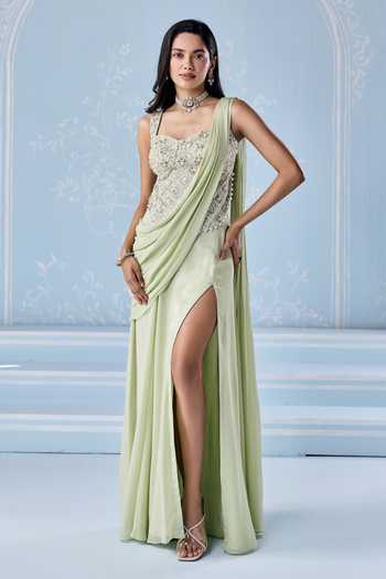 Hand Embroidered Blouse With Pre-Draped Saree