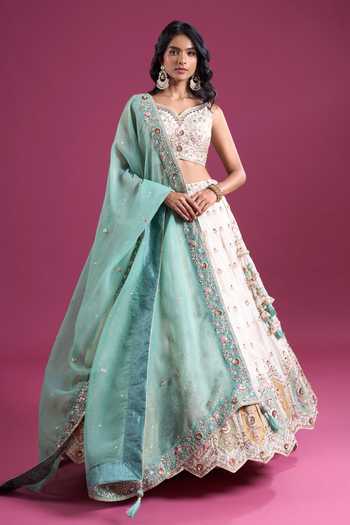 Lehenga Choli for Women  Buy Designer Bridal & Wedding Lehengas Online |  Aza Fashions