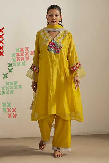 Neckline Embroidered Kurta Set