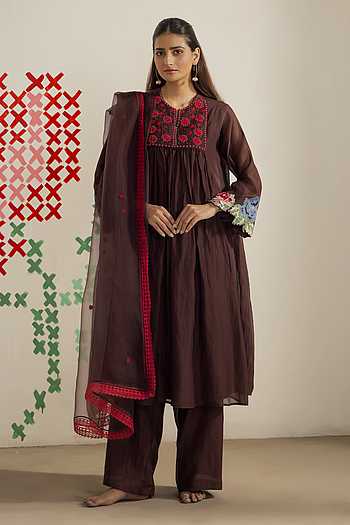 Embroidered Kurta Set