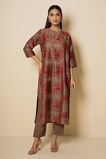 Chanderi Floral Embroidered Kurta & Pant Set