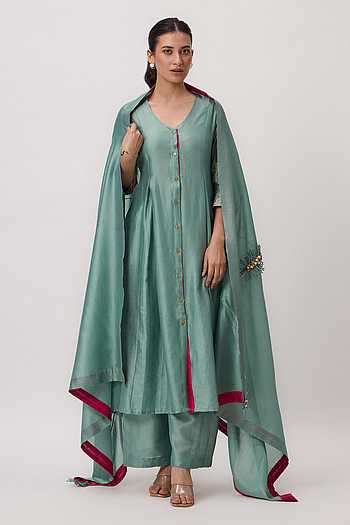 Shami Whisper Panelled Kurta Set