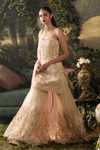 Embroidered Sleeveless Kurta Set