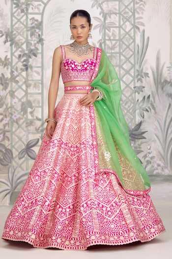 Lehenga Choli for Women Buy Designer Bridal & Wedding Lehengas Online | Aza Fashions Lehenga Choli for Women Buy Designer Bridal & Wedding Lehengas Online | Aza Fashions