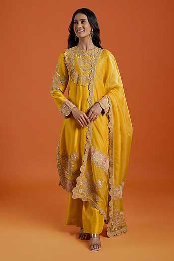 Embroidered Kurta Set