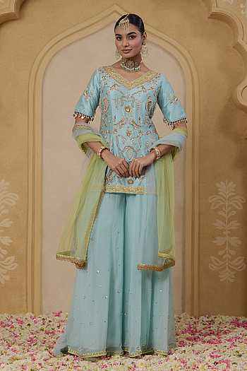 Reet Embroidered Kurta Set
