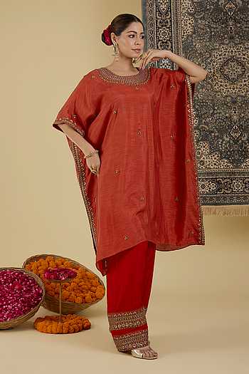 Placed Embroidered Kaftan & Pant Set