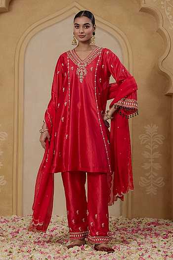 Aafreen Embroidered Kurta Set