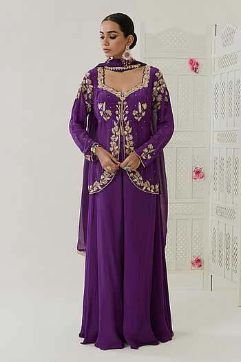 Mehnaz Embroidered Kurta Set