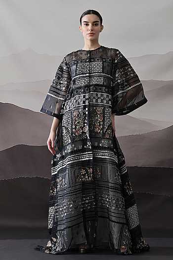 Artisanal Embroidered Kaftan