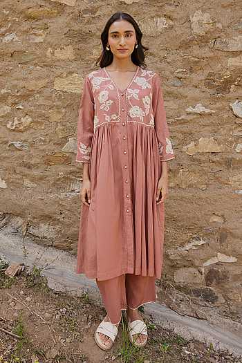 Hand Embroidered Kurta Set
