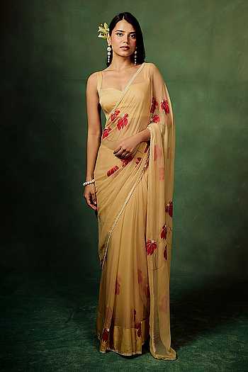 Daisies Painted Saree With Unstitched Blouse Piece