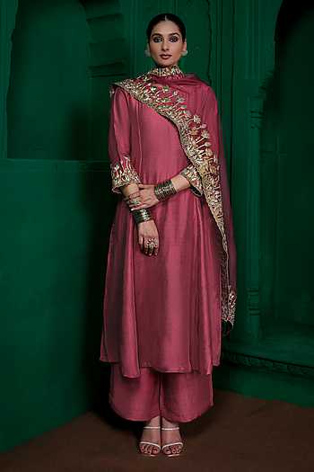 Malini Border Embroidered Kurta Set