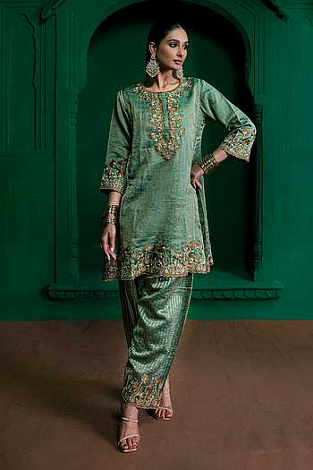 Malaika Aari Work Kurta & Salwar Set