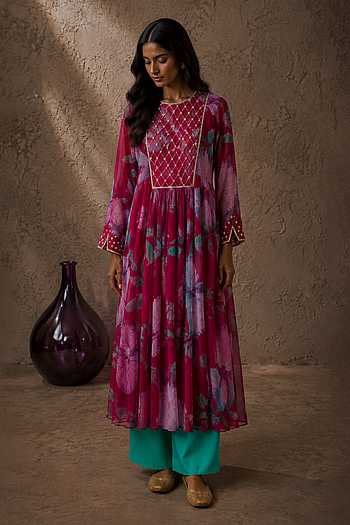 Bella Printed Kurta & Pant Set
