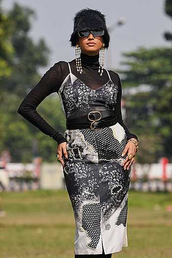 Illume Sleeveless Bustier Skirt Set