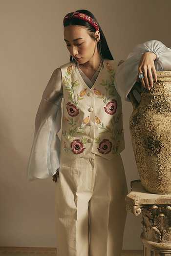 Garden Of Roses Vest