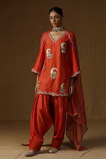 Vrinda Kesariya Embroidered Kurta Set