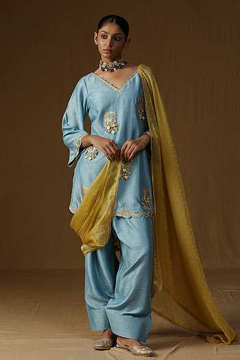 Vrinda Neel Madhur Embroidered Kurta Set