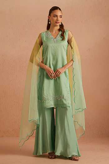 Mehergul Floral Embroidered Kurta Set