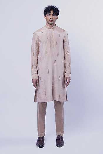 Mistborne Embroidered Kurta Set
